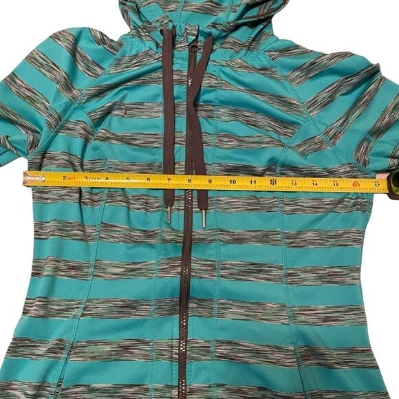 Lukka Lux athletic running hooded zip up jacket size medium - Picture 8 of 11